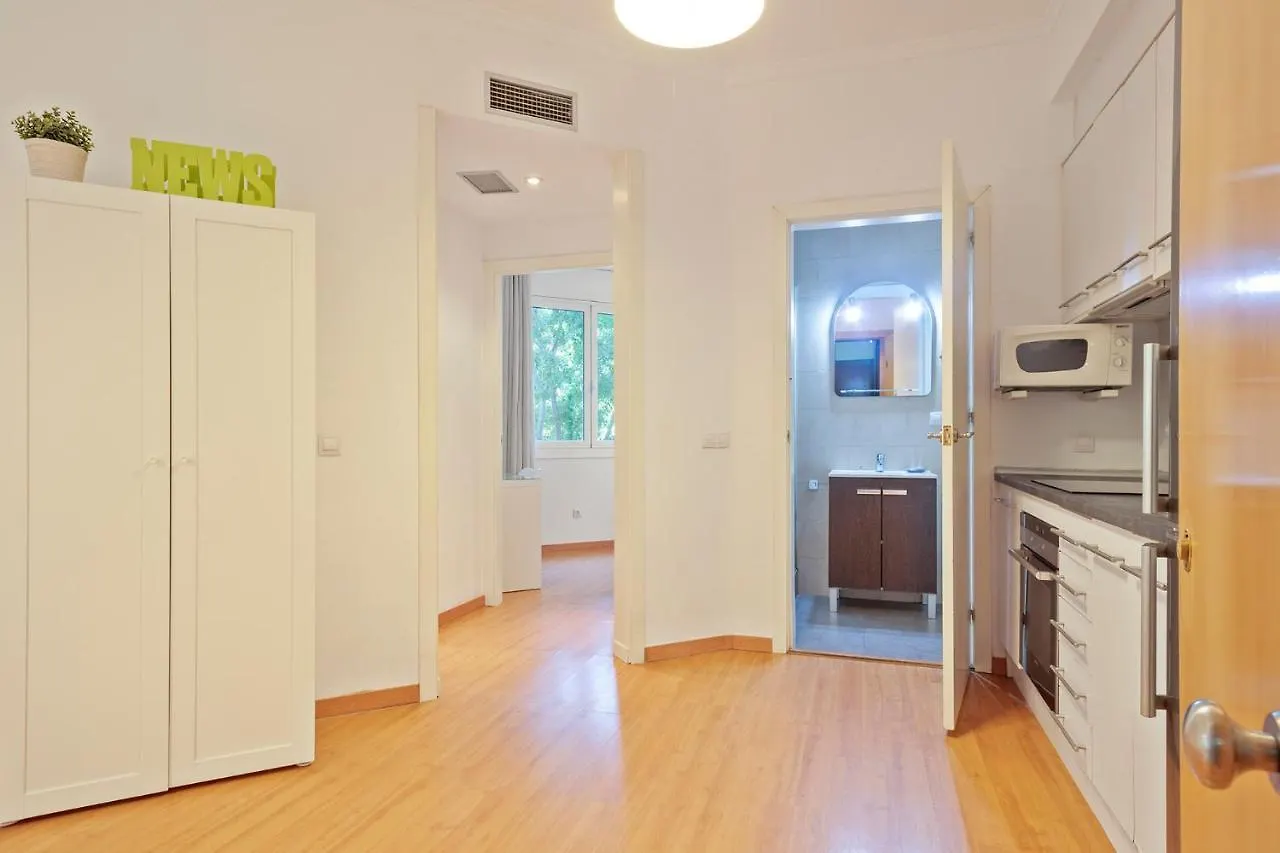 Alcam Paseo San Juan Daire Barselona 0*,  İspanya